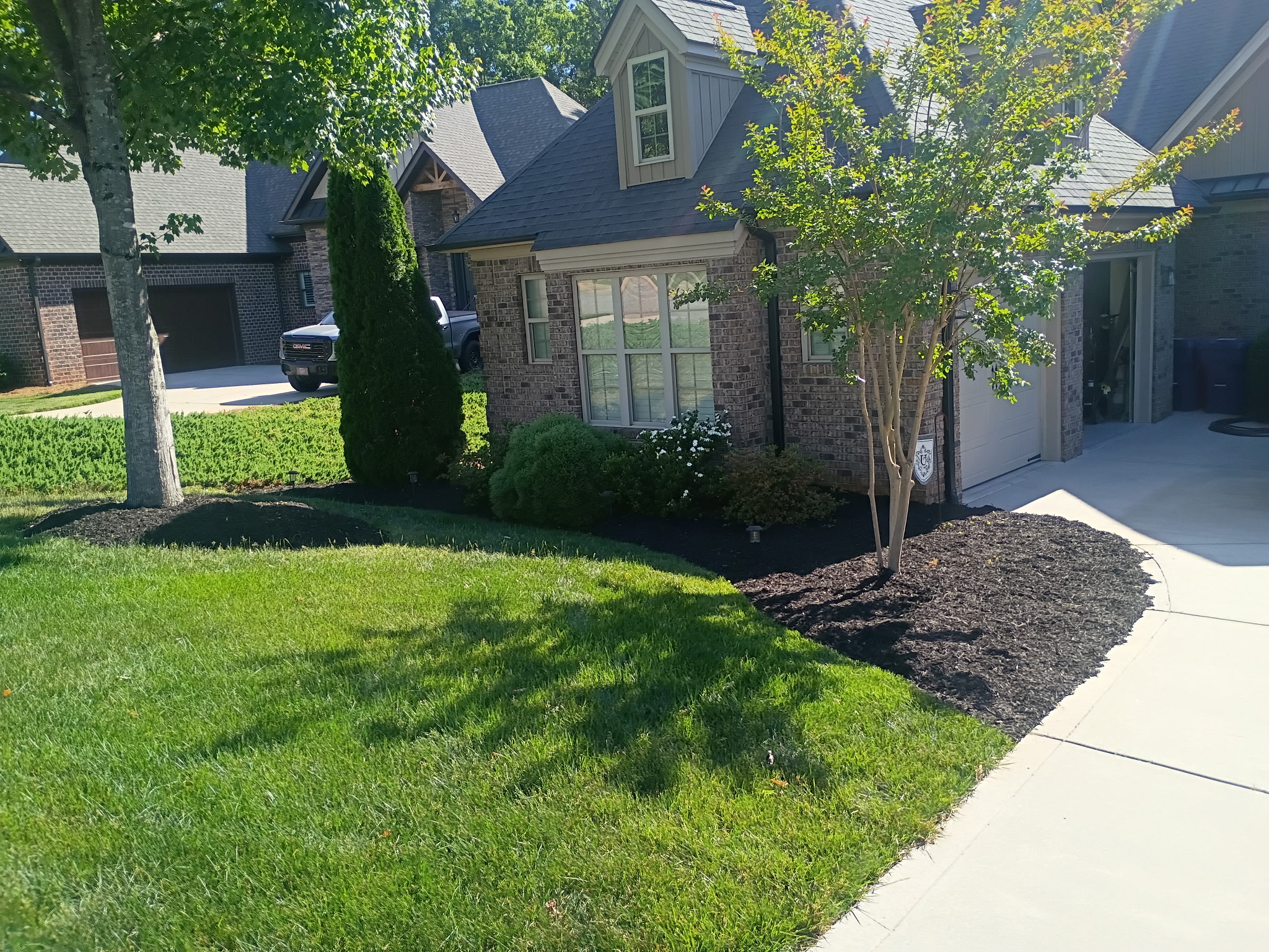 Landscaping & Mulch